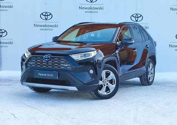 toyota Toyota RAV4 cena 149900 przebieg: 87610, rok produkcji 2020 z Wałbrzych